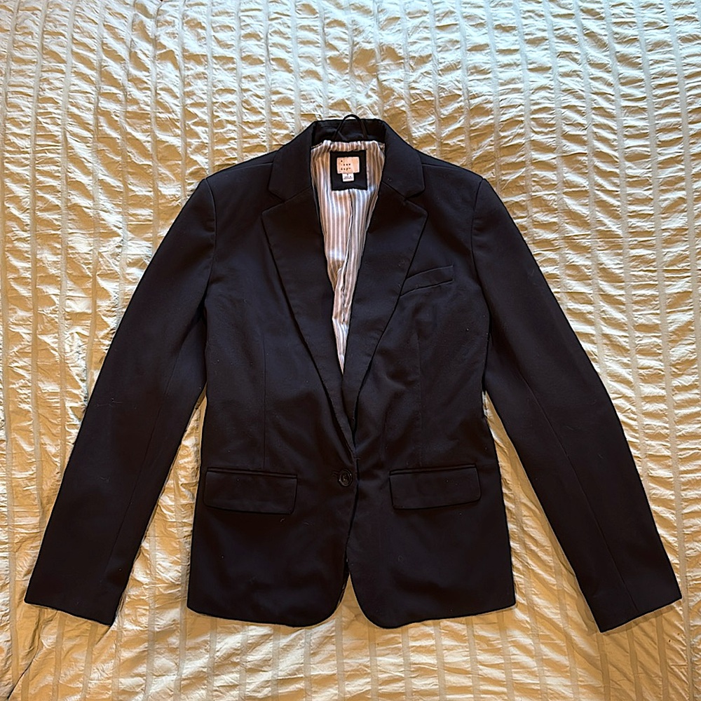 Black Blazer